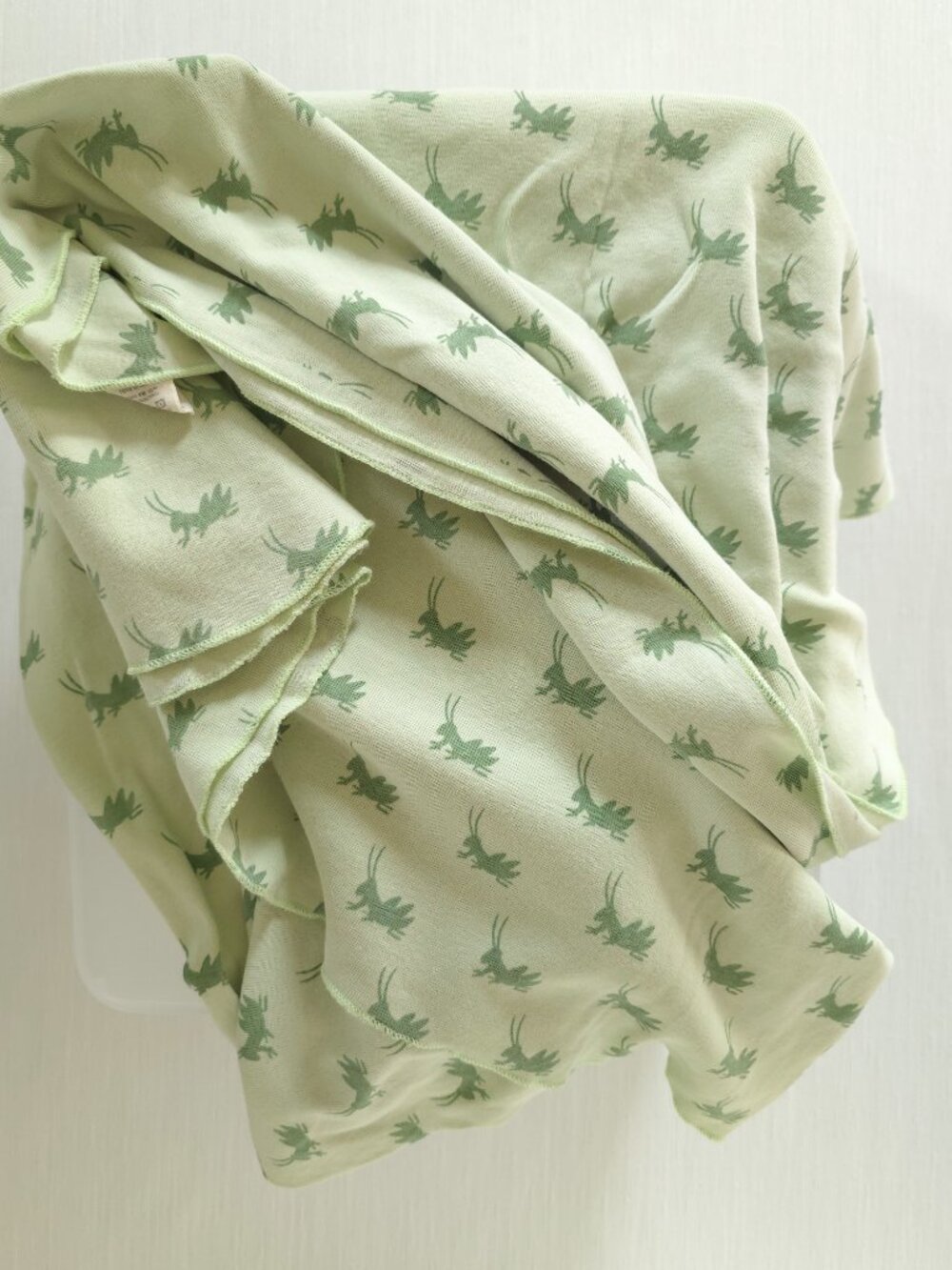 Kate Quinn Grasshopper Swaddle 100% Organic Cotton Newborn Baby Blanket